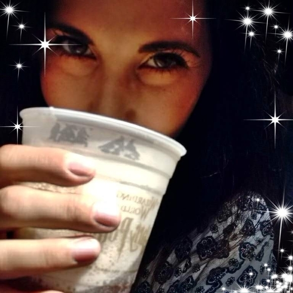 Meet your Posher, Kavita - Picture 1 of 1